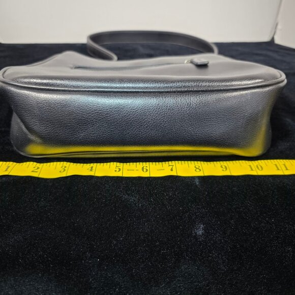 LIZ CLAIBORNE Black Leather Shoulder Bag - Picture 13 of 15